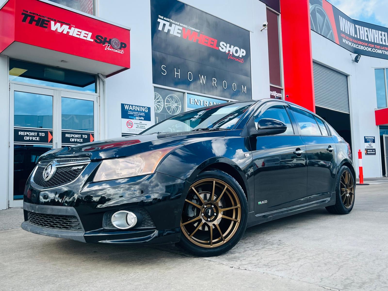 HOLDEN WITH ADVANTI WHEELS |  | HOLDEN