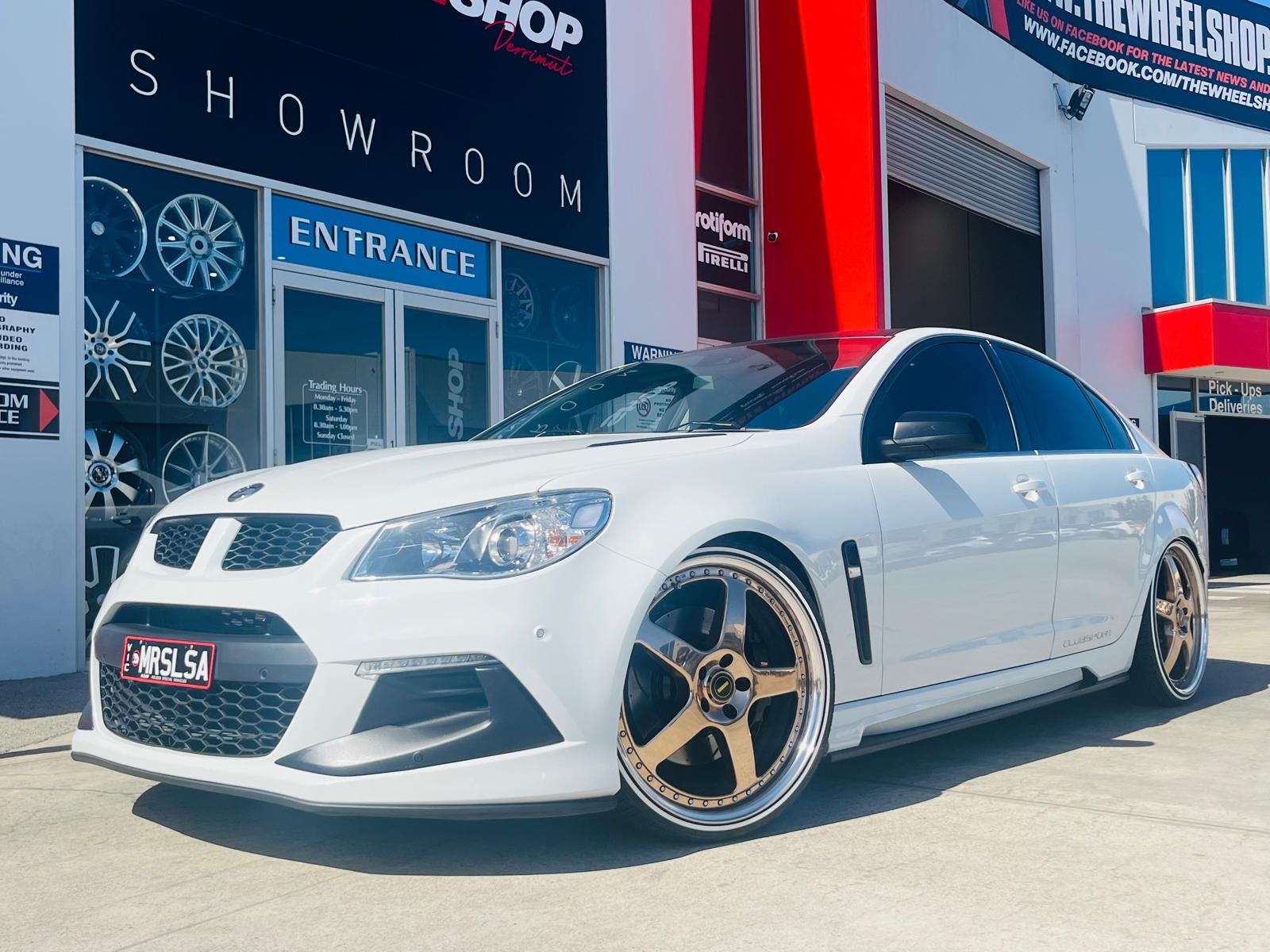 HOLDEN COMMODORE WITH SIMMONS WHEELS |  | HOLDEN