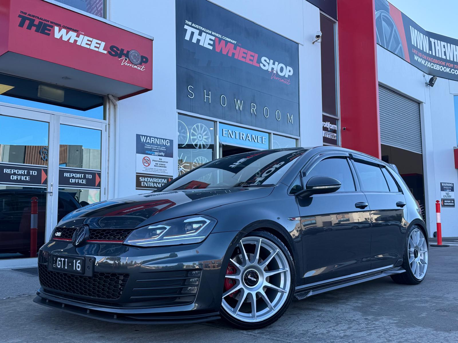 VOLKSWAGEN GOLF GTI WITH ROTIFORM WHEELS |  | VW