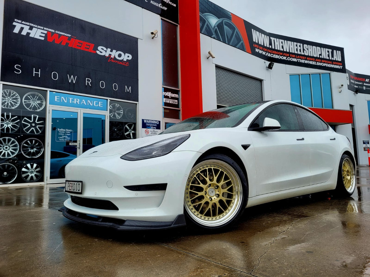 TESLA WITH OX WHEELS  |  | TESLA