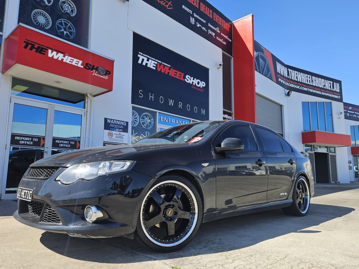 FORD FALCON WITH SIMMONS FR1 WHEELS  |  | FORD 