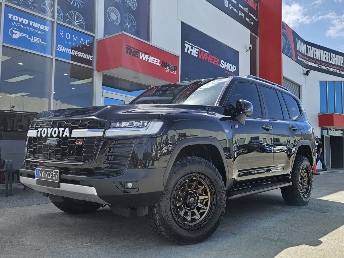TOYOTA LANDCRUISER WITH FUEL WHEELS |  | TOYOTA 