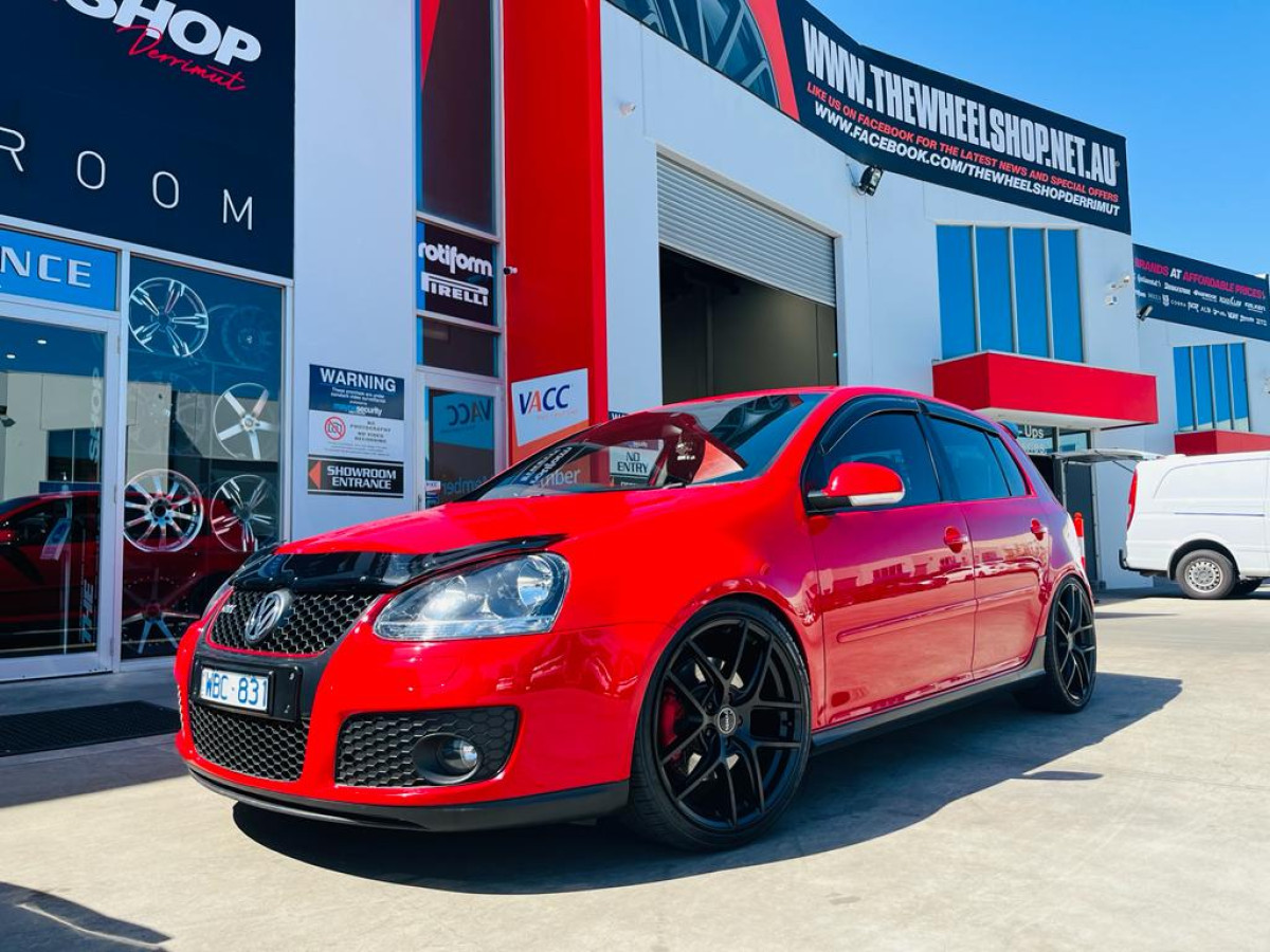 VW GOLF WITH ROMAC WHEELS |  | VW 