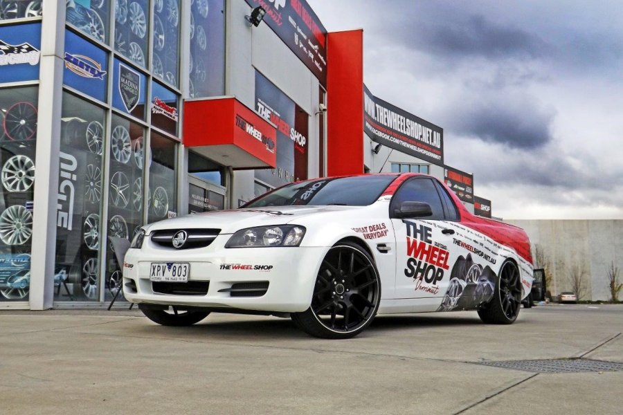 HOLDEN VE UTE WITH HR M02 WHEELS |  | HOLDEN 