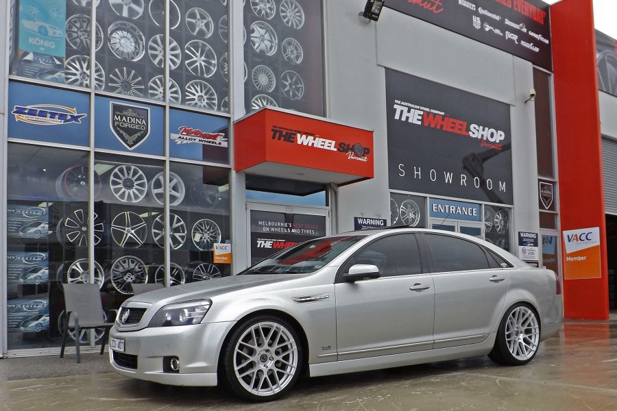 HOLDEN WITH 20 INCH  HR1060 WHEELS  |  | HOLDEN 