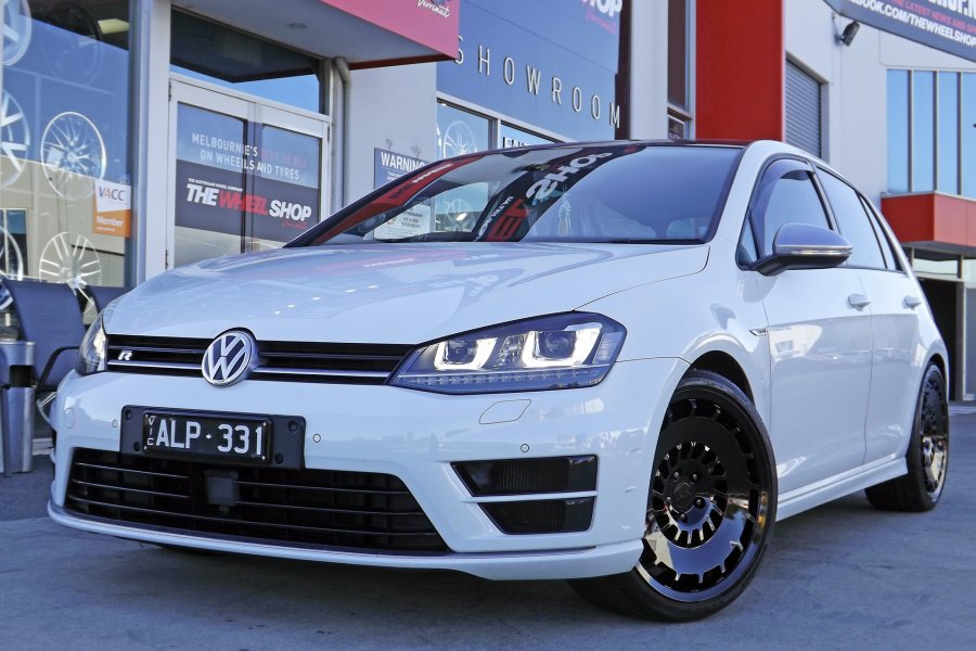 VW GOLF R WITH 19 INCH ROTIFORM WHEELS  |  | VW