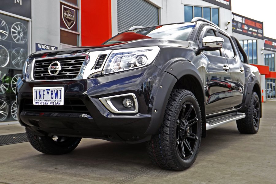 NISSAN NAVARRA WITH 20 INCH BLADE SERIES V  |  | NISSAN