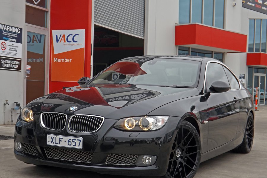 BMW 3 SERIES WITH 19 INCH HR1060 WHEELS  |  | BMW