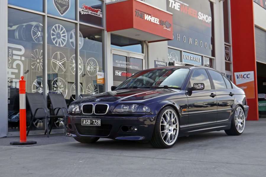BMW 3 SERIES WITH 19 INCH HR 472 WHEELS  |  | BMW