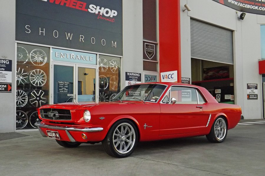 FORD MUSTANG WITH RAMBLER U.S MAGS  |  | FORD