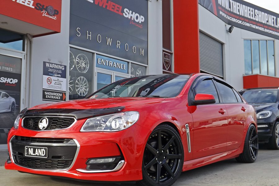 HOLDEN VF SS WITH VERTINI DYNASTY WHEELS  |  | HOLDEN