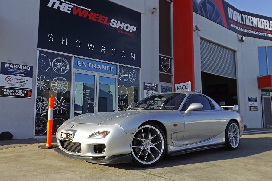 MAZDA RX7 WITH 18 INCH INFORGED WHEELS  |  | MAZDA
