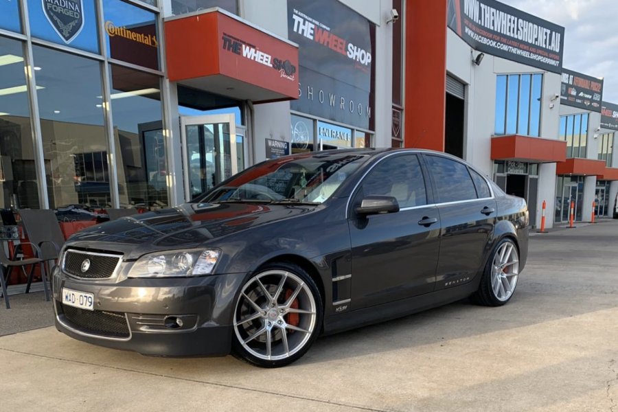 HOLDEN WITH 20 INCH IFG WHEELS  |  | HOLDEN 