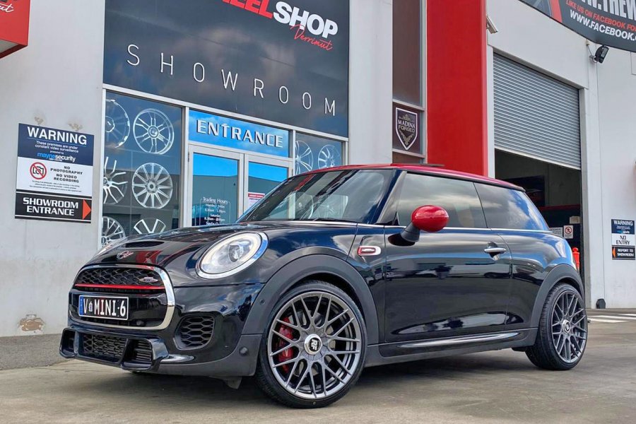 MINI COOPER WITH 19 INCH ROTIFORM WHEELS |  | BMW