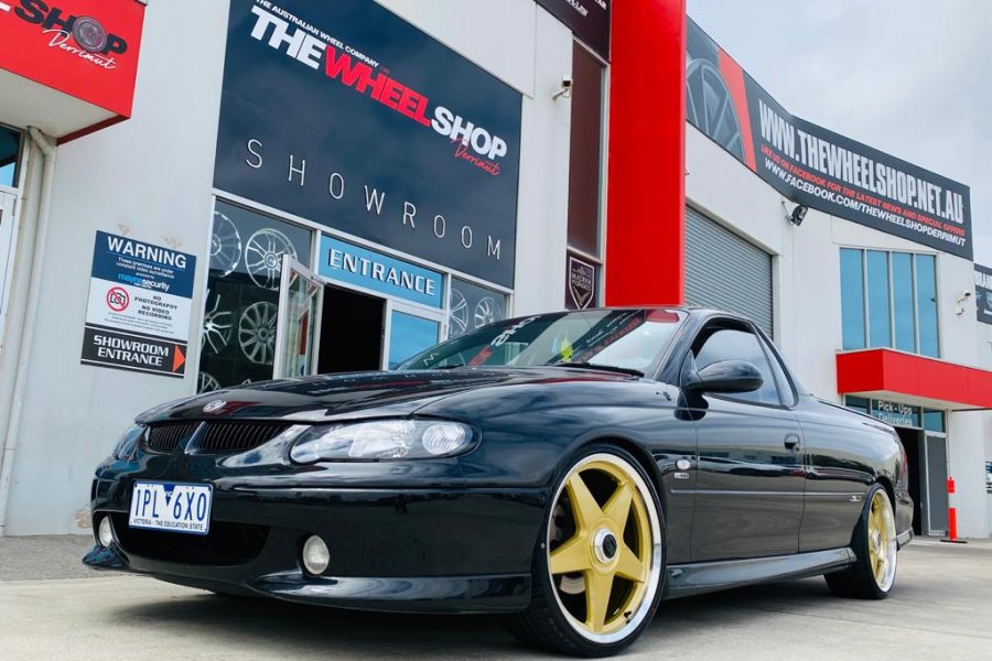 HOLDEN VX WITH STAR WHEELS IN GOLD  |  | HOLDEN