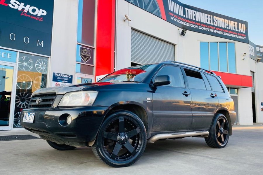 TOYOTA KLUGER WITH ROCKSTAR WHEELS | | TOYOTA