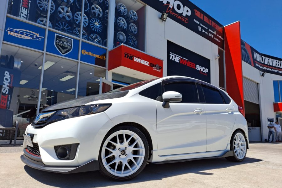 HONDA JAZZ WITH XXR WHEELS  |  | HONDA