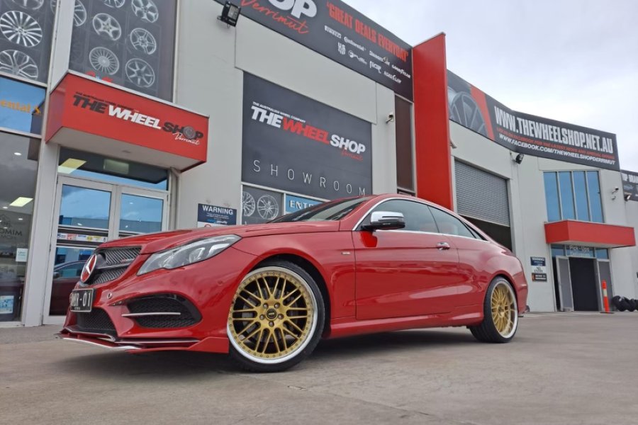 MERCEDES COUPE WITH SIMMONS WHEELS  |  | MERCEDES 