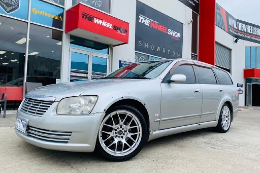 NISSAN SKYLINE WITH XXR WHEELS  |  | NISSAN