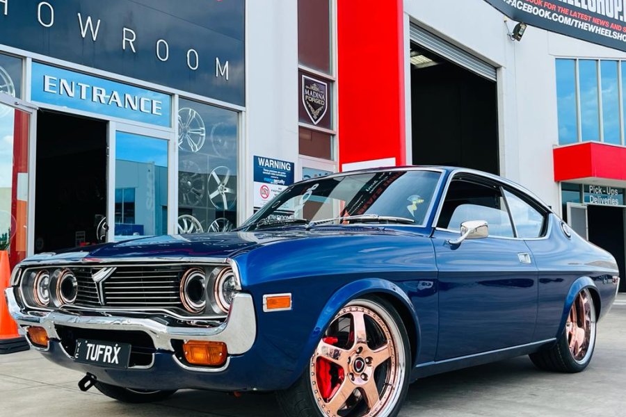 MAZDA RX4 WITH CUSTOM SIMMONS FR WHEELS  |  | MAZDA